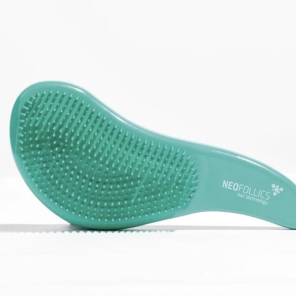 Neofollics Detangling Hair Brush Neofollics Detangling Hair Brush
